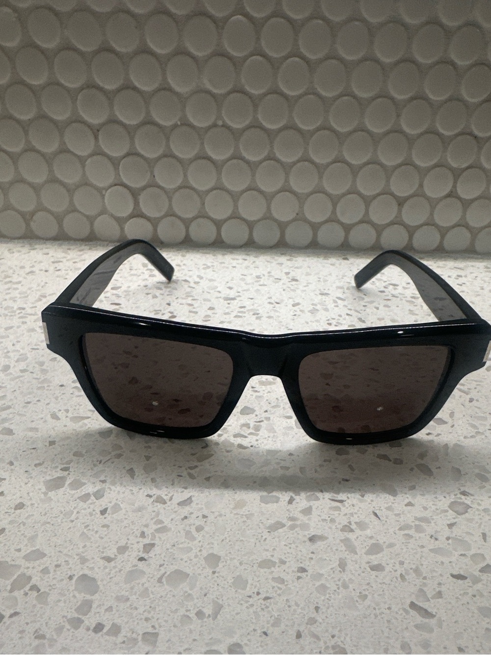 Saint Laurent SL 469 Black/Grey (001) Sunglasses